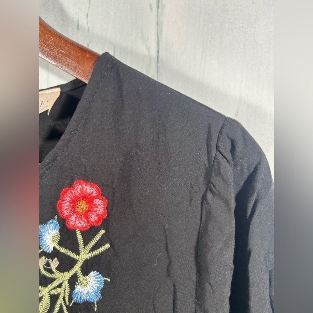 Philosophy Floral Embroidered Long Sleeve Dress Womens Black Short Flowy Sz M - Picture 13 of 16